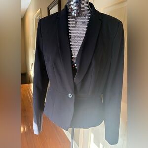 Like New Worthington Classic Black Blazer